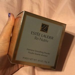 Estée Lauder Renutiv intensive smoothing powder